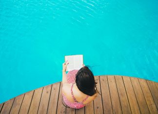 5 szórakoztató könyv a strandra és utazáshoz