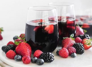 Hűsítő bor alapú koktélok a nyár végére