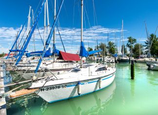 5 különleges Yacht Club a Balatonnál