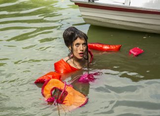 Pálmai Anna a vízbe esett az „El a kezekkel a papámtól!” családi mozifilm forgatásán