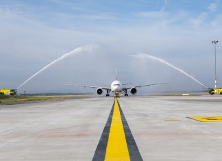 Repülőtér a színfalak mögött