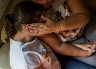 Gyermekvédelmi kisokost adott ki az UNICEF a bántalmazás ellen