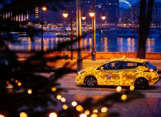 Különleges taxi járja karácsonyig Budapest utcáit