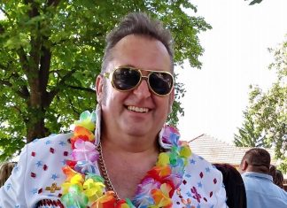 A miskolci Elvis nem csak énekel, hanem amerikai tipusú esküvőket is celebrál