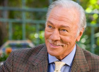 Elhunyt Christopher Plummer Christopher Plummer forrás: Port.hu