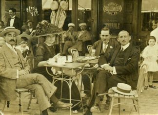 5 híres sütemény és az emberek, akik mögöttük vannak sütemények