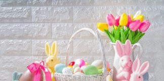 Húsvéti nyúl és tojások