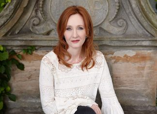 Újabb varázslatos gyermekkönyvvel jelentkezik J. K. Rowling