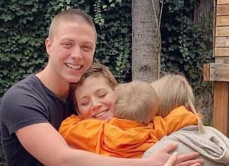 Anyák napja: kedves családi képekkel köszöntötték a sztárok édesanyjukat, nagymamájukat