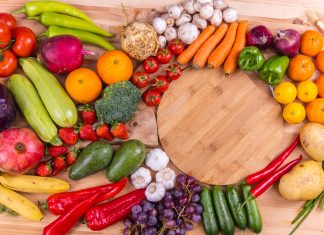 Vészesen kevés zöldséget és gyümölcsöt esznek a magyar gyerekek