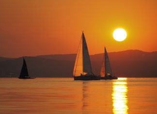 Percenként változó kiállítás nyílik a Balatonnál