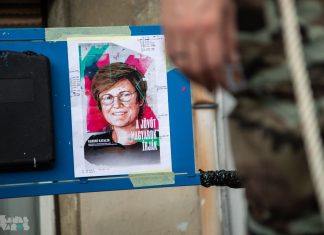 Ötemeletes festménnyel tiszteleg Karikó Katalin előtt a Brain Bar