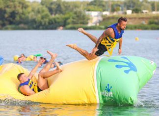 Izmos macsók nedvesen: Pumped Gabo vízbe reptette Kabát Petit!