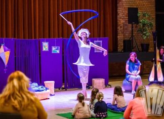 A Siketek Világnapja alkalmából zenés mesejátékot adnak elő gyerekeknek