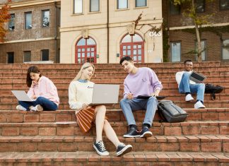 Így válasszunk laptopot az iskolakezdéshez