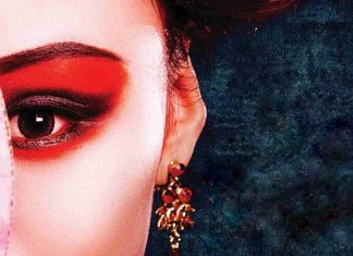 Híres kurtizánok a múltból – Tizenkét pillangó Tizenkét pillangó könyv