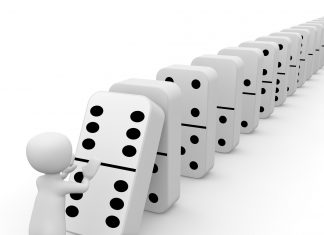 Döntsd el MA- Dominó nap