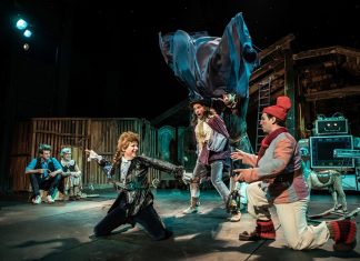 Ezredik előadásához érkezik A padlás