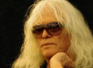 Élet és halál között lebeg Kóbor János