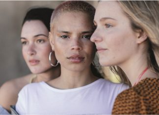 A bántalmazó szavak is felérnek egy pofonnal