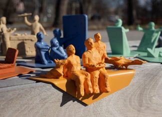 Meglepetés szobrocskák bukkantak fel Budapest több pontján miniszobrok Budapesten