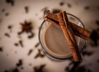 Tejmentes „latte” a tojásfehérje erejével