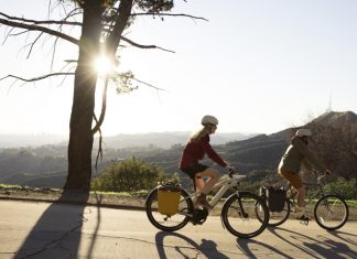 Együttműködésbe kezdett az outdoor ruházatok és a kerékpársport két nagyágyúja