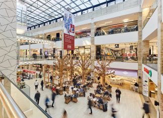 A MOM mindig mérvadó