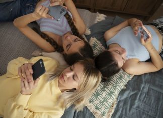 Csak minden ötödik magyar diák érzi magát biztonságban neten