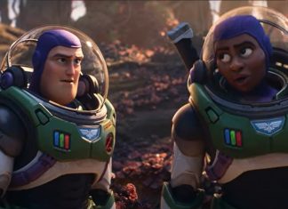 Lightyear: belefér egy Disney filmbe egy leszbikus csók?