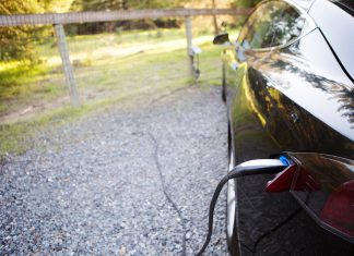 Elektromos járművek elterjedését segíti a Toyota elektromos autó