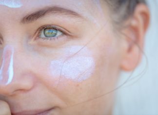 Bőrápoló, mely ismét a siker csúcsára tör bőrápoló