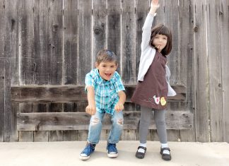 Október végén jelenik meg a Holdraforgók holdraforgók