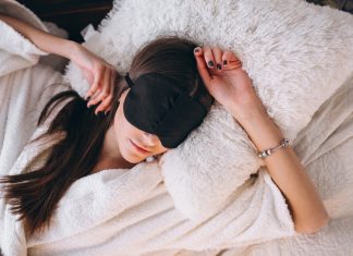 Árulkodó jelek alvásunk minőségéről – Te magadra ismersz?