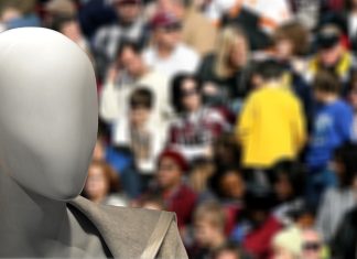 Itt a vég kezdete, vagy a kezdet vége – 8 milliárd ember