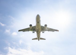 Egymillió alá esett a havi utasforgalom a repülőtéren