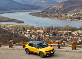 Magyarországra érkezett a 2023-as év autója