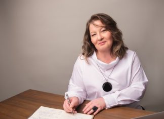 Menekülés a háború zűrzavarából – Ella története Ella háborúja