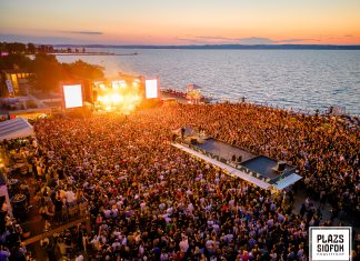 Plázs: partyrockszerda, szerelemcsütörtök, fergetegpéntek, colorszombat