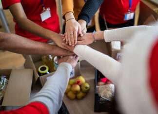 Nekünk csak apróság, másoknak felejthetetlen karácsony